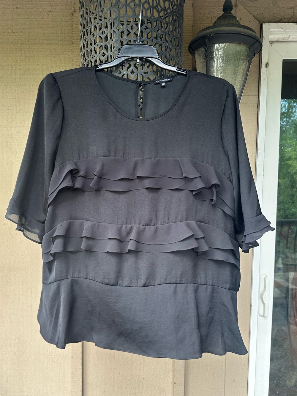 WhoWhatWear Black Ruffle-Front Women's Top